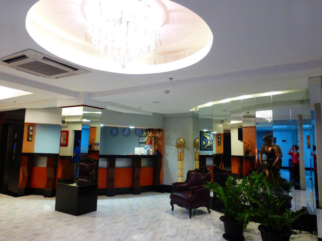 Silver Oaks Suites & Hotel Манила Екстериор снимка